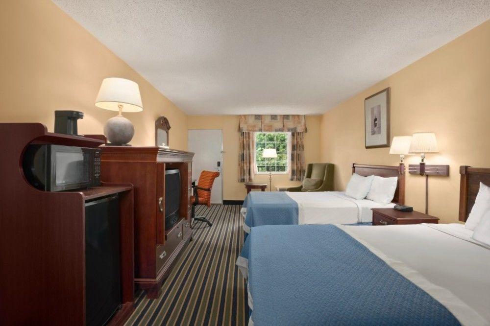 Days Inn By Wyndham Towson Ngoại thất bức ảnh