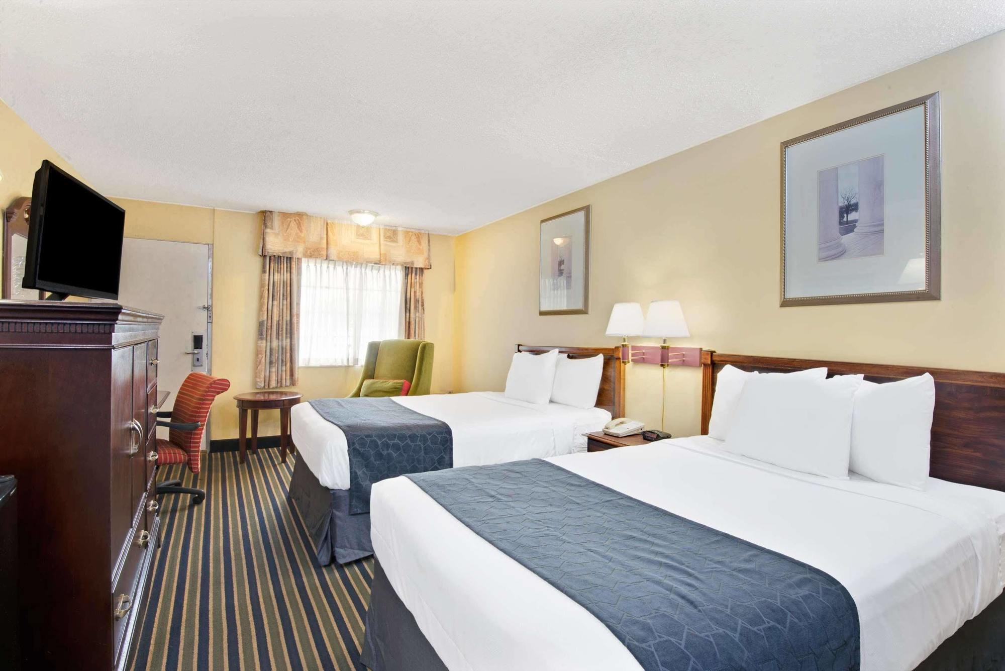Days Inn By Wyndham Towson Ngoại thất bức ảnh